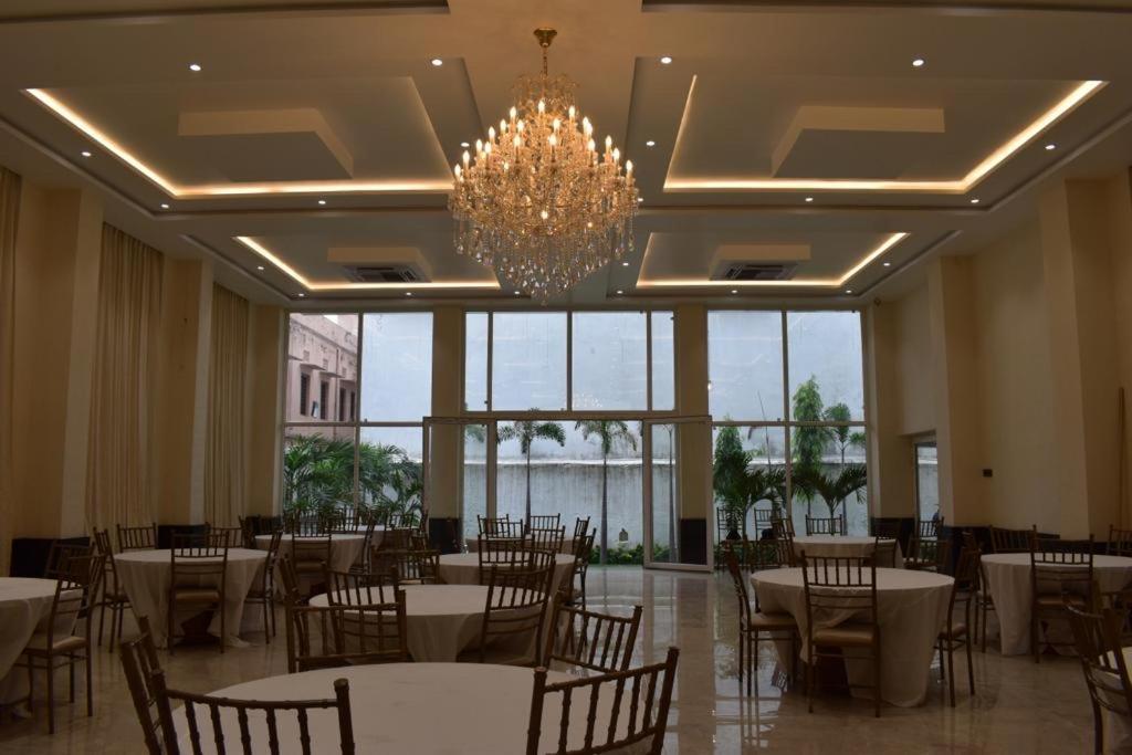 The White Lotus Gaya Exterior foto